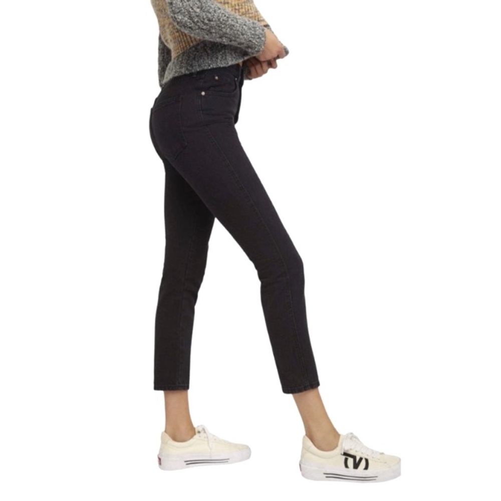 FREE PEOPLE We The Free Tapered Stove Pipe Black Jeans NWT